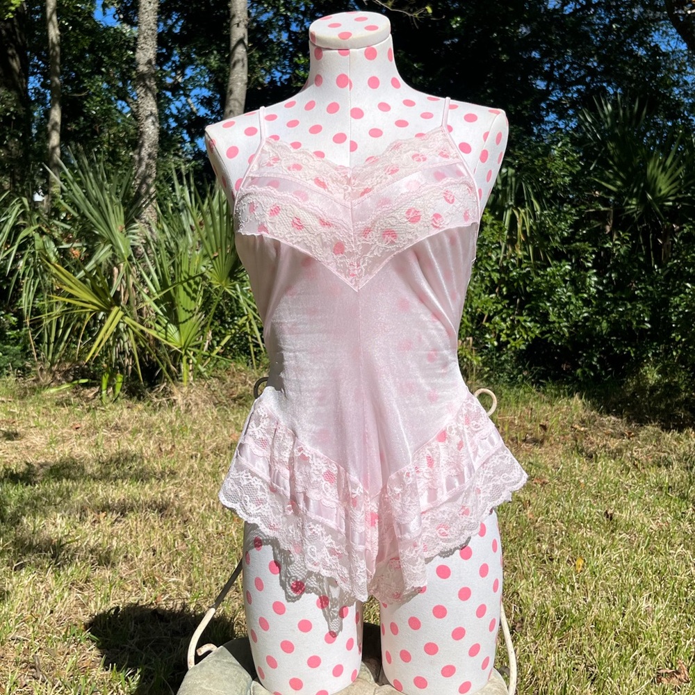 2/$40 Vintage 60’s Feminine Teddy